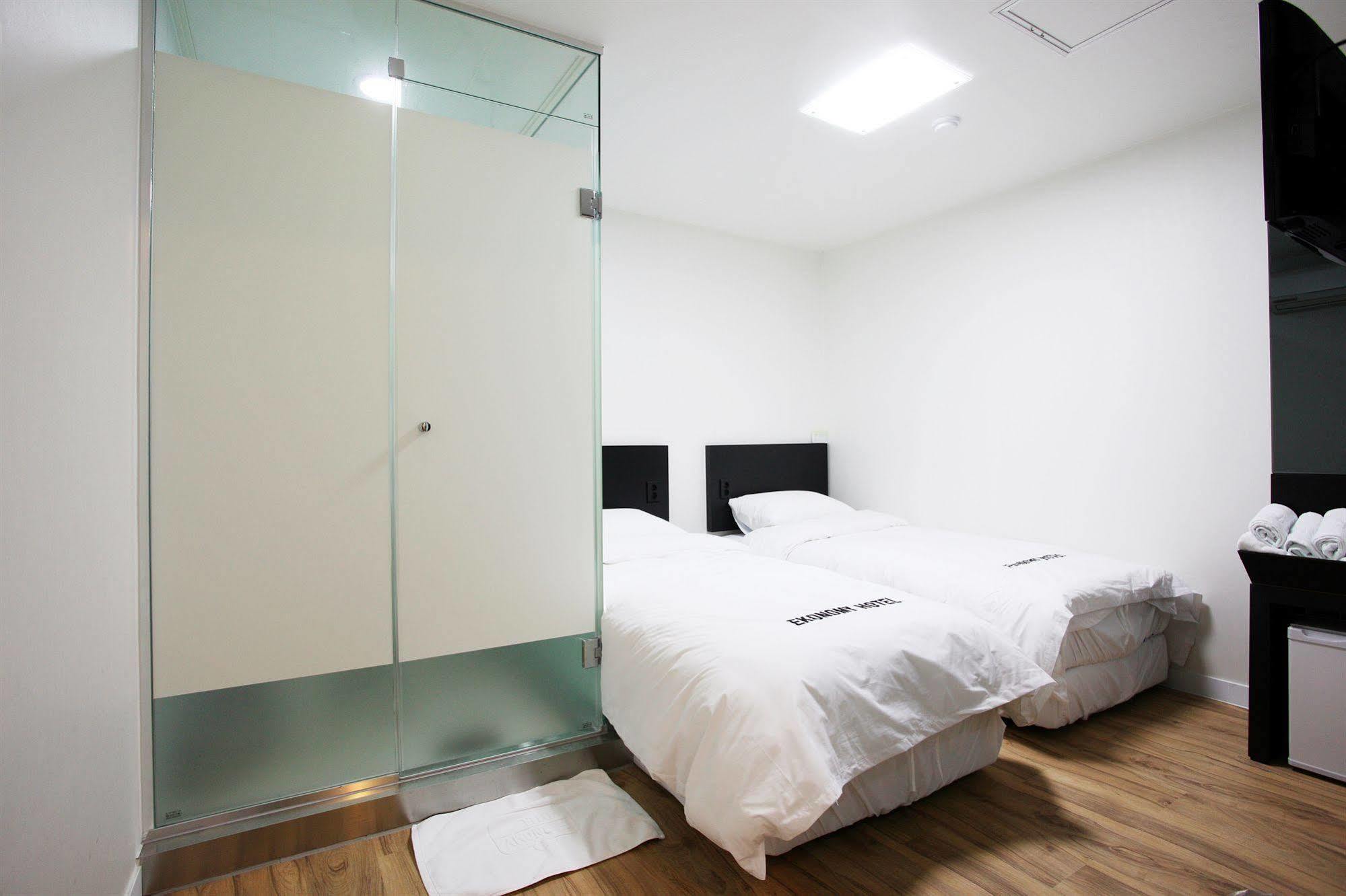 Ekonomy Hotel Myeongdong Central Soul Exteriér fotografie