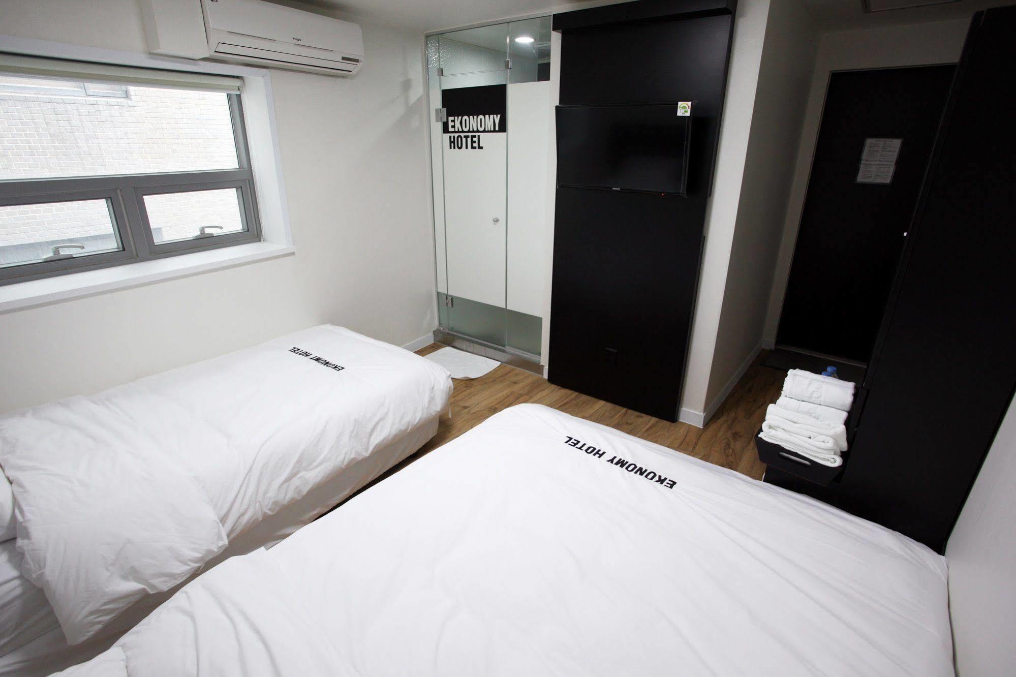 Ekonomy Hotel Myeongdong Central Soul Exteriér fotografie
