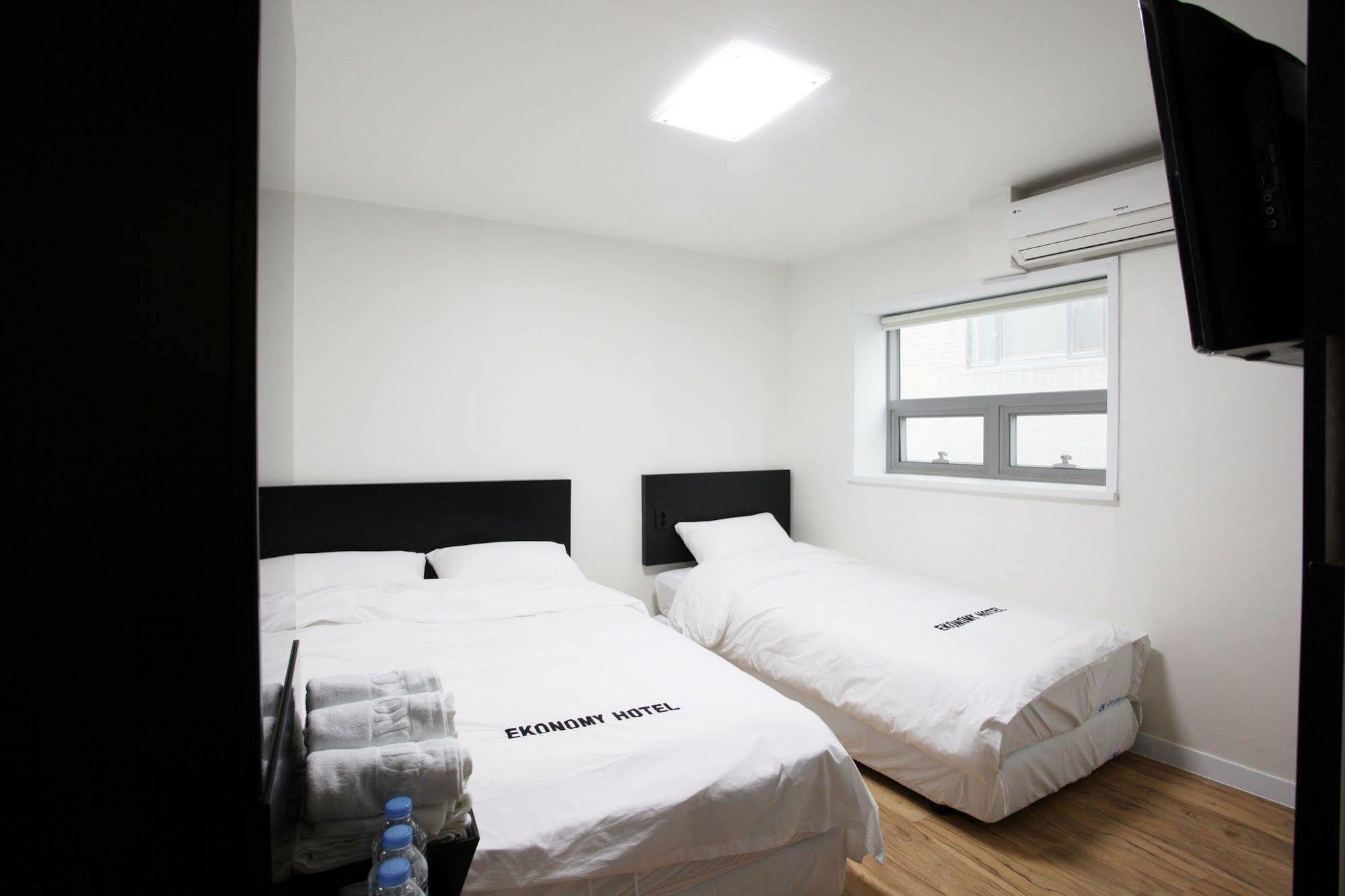 Ekonomy Hotel Myeongdong Central Soul Exteriér fotografie