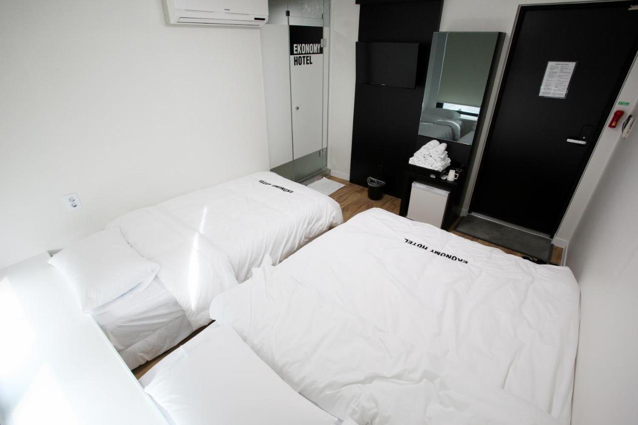 Ekonomy Hotel Myeongdong Central Soul Exteriér fotografie