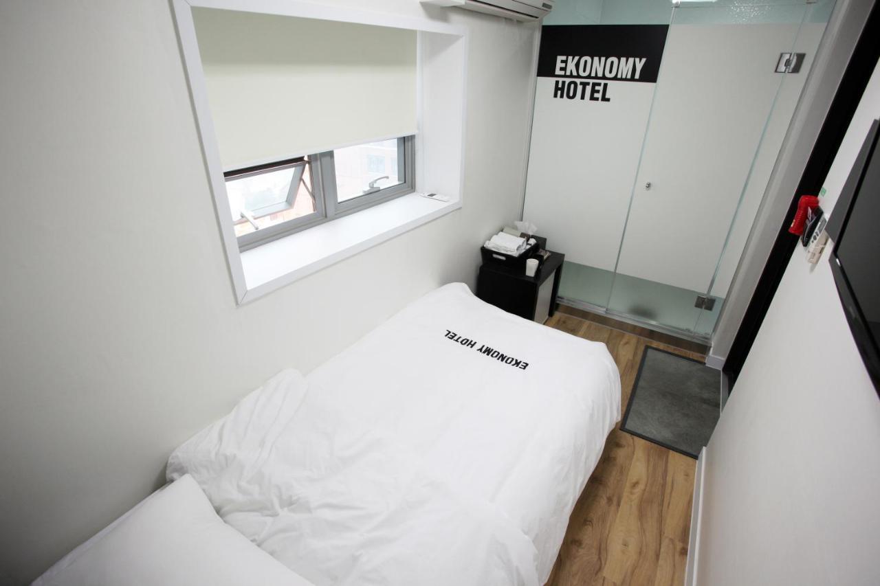 Ekonomy Hotel Myeongdong Central Soul Exteriér fotografie