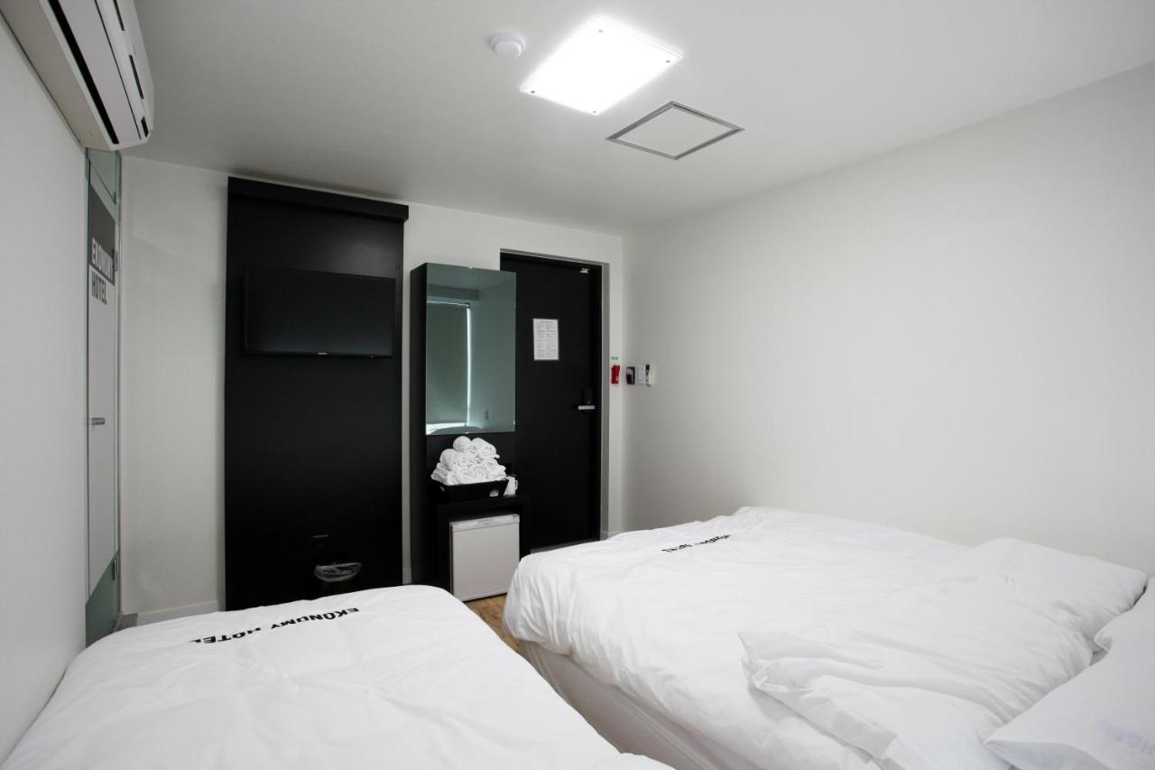 Ekonomy Hotel Myeongdong Central Soul Exteriér fotografie